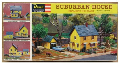 Revell T-9034:249 H-O Scale Realistic Suburban House Building Kit