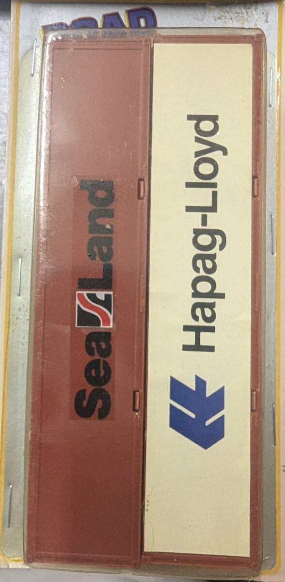 Acme 9345 HO Road Kings Sealand/Hapag-LLoyd 40'' Containers (Set of 2)