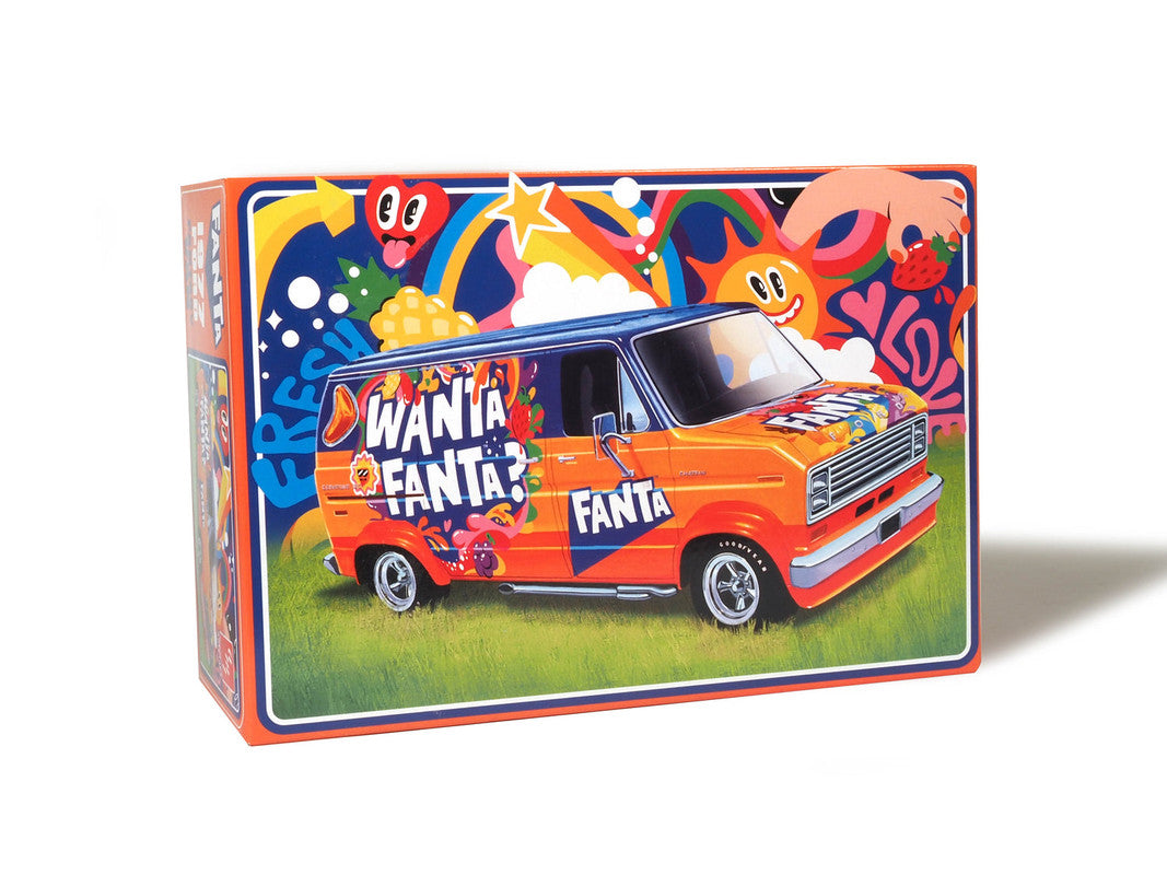 AMT 1471 1:25 1977 Ford Custom Van Fanta Plastic Model Kit