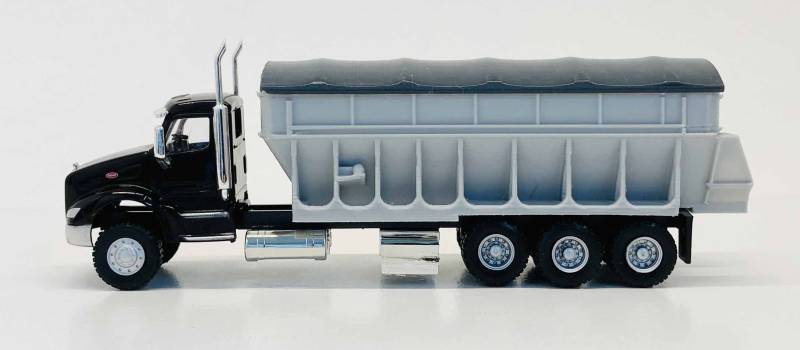 Herpa 006615 1:87 Potato/Sugar Beet Truck Peterbilt 579 Kit