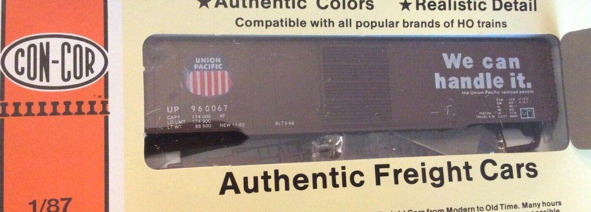 Con-Cor 0001-553-3 HO Scale Union Pacific 60 Ft Freight BoxCar Kit