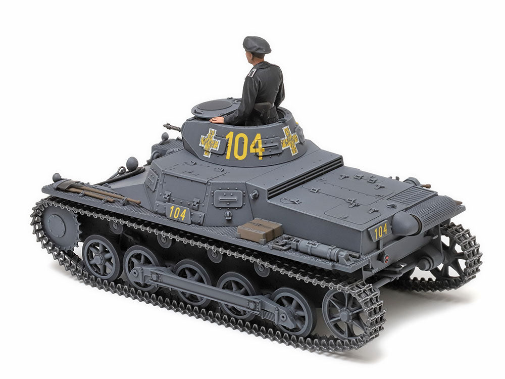 Tamiya 35388 1:35 Panzerkampfwagen I Ausf.B (Sd.Kfz.101) Tank Plastic Model Kit