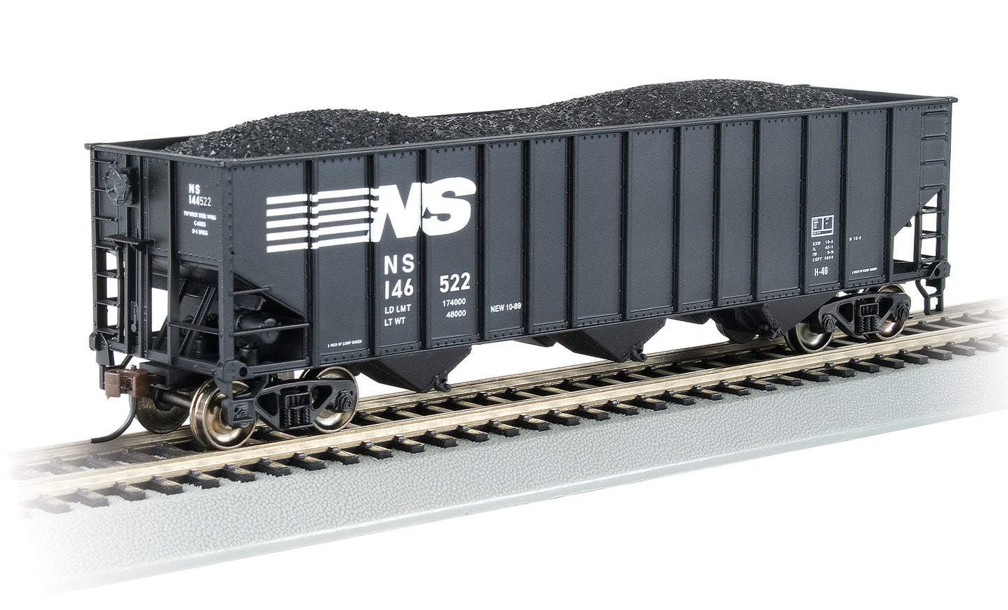 Bachmann 18728 HO Norfolk Southern Bethlehem Steel 100 Ton 3 Bay Hopper #146522