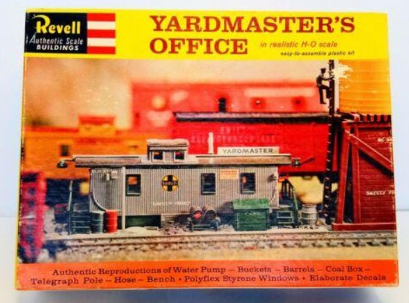 Revell T-9032:149 HO Scale Yardmaster''s Office Building Kit