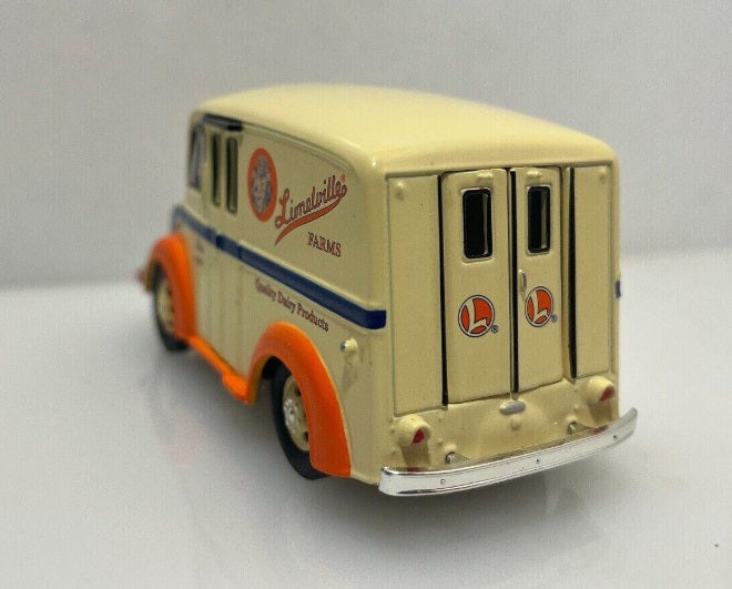 Lionel 1950 1:43 Die Cast Lionelville Farms Divco Delivery Truck NIB