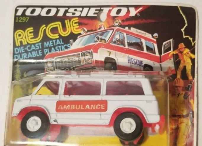 Tootsietoy 1297 Ambulance Diecast Metal & Durable Plastic