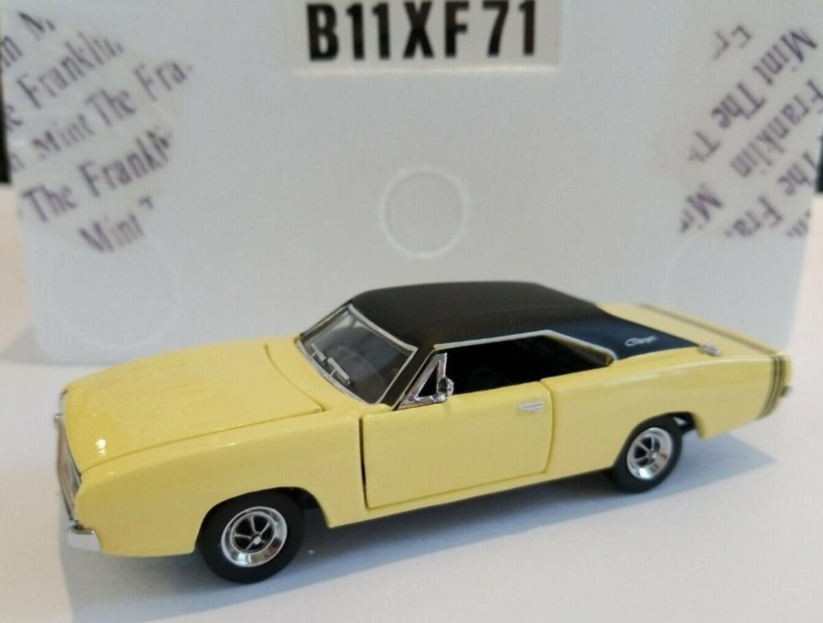 Franklin Mint B11XF71 1:43 Yellow & Black 1968 Dodge Charger Diecast