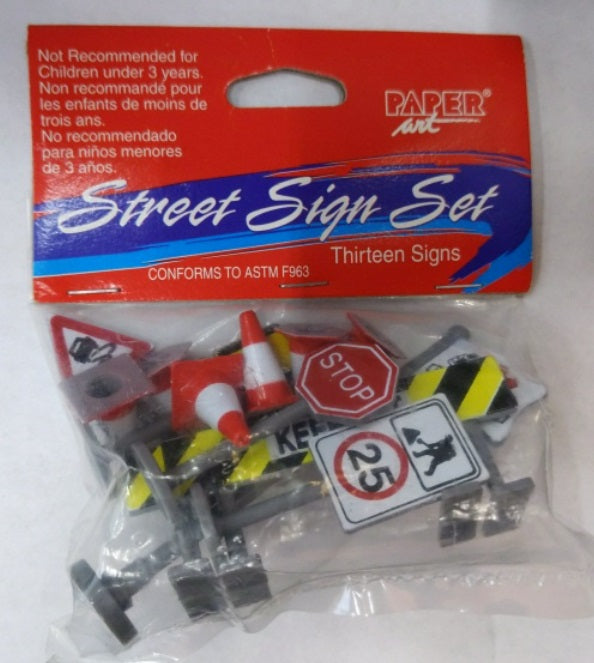Acme 01-1172 O Scale Creative Expressions Street Sign Set