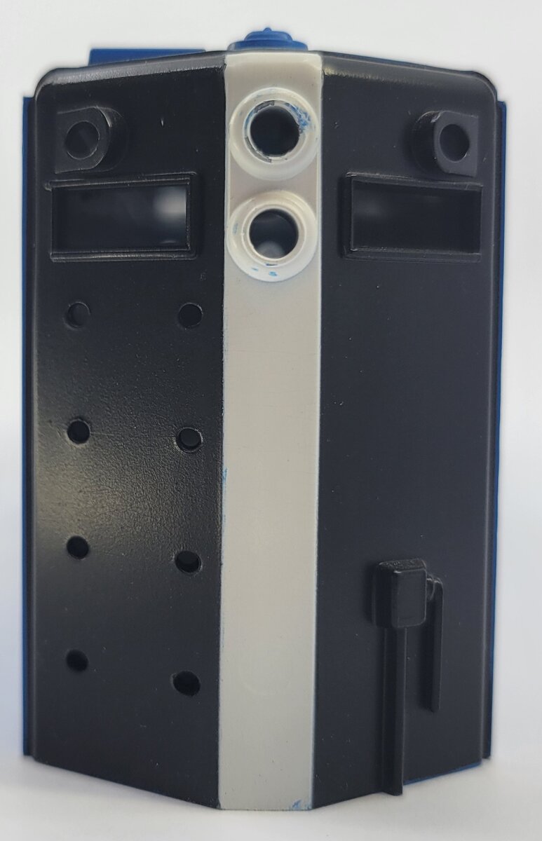 Lionel 18572-7 Boston & Maine GP-9 Diesel Body Shell #2389