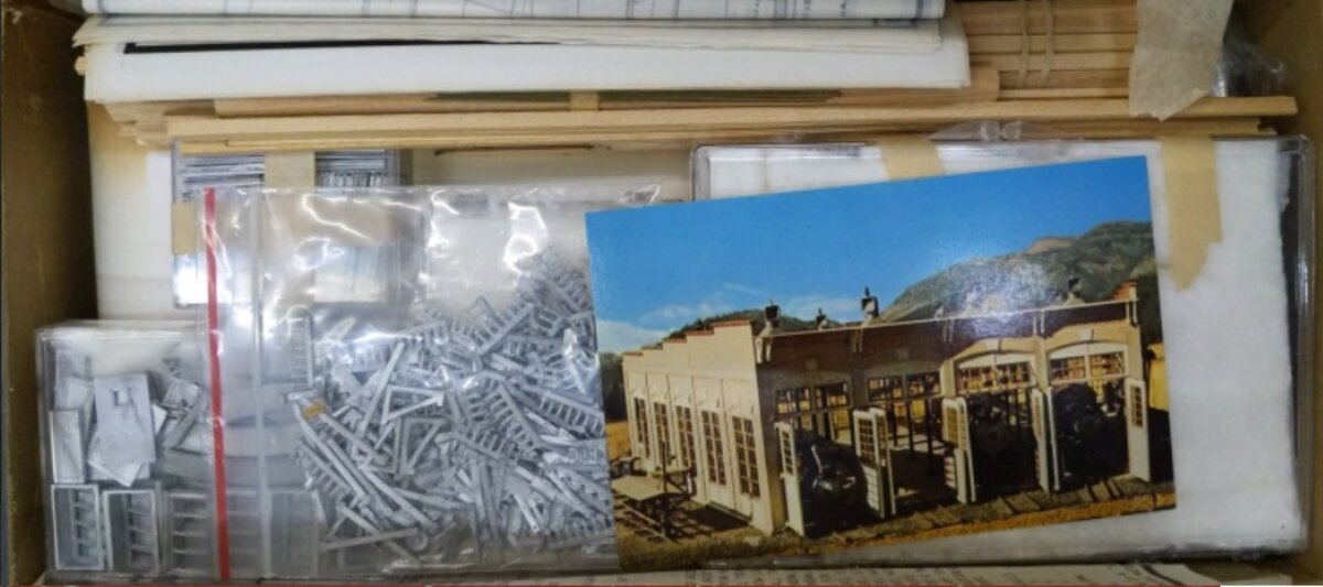 Scale Structures 11211 HO Sterling Colorado''s Round House Original 70''s Kit