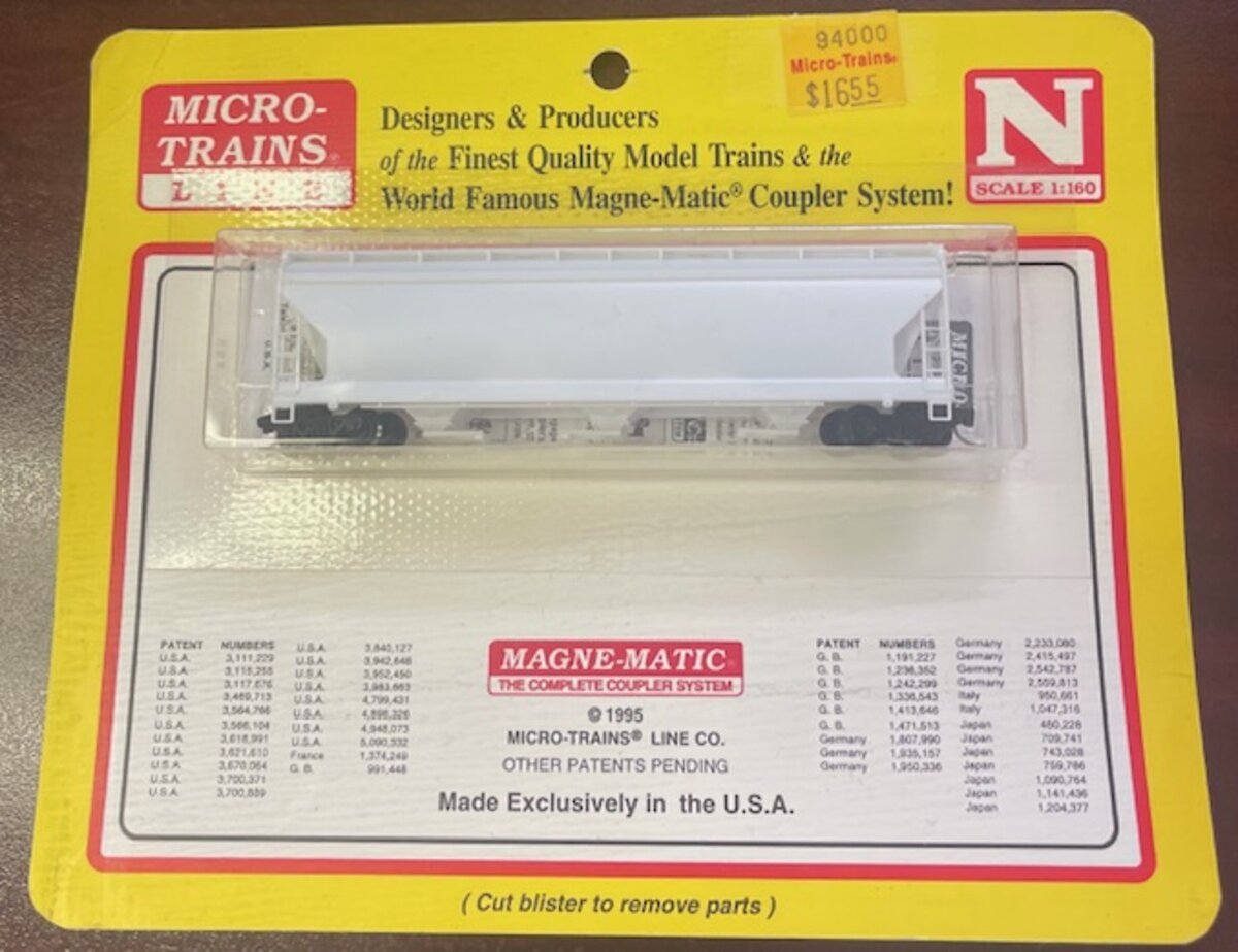 Micro-Trains 94000 N Undecorated 3-Bay Covered Hopper