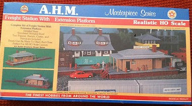 AHM 5736 HO Masterpiece Series Freight Station w/Extension Platform Building Kit