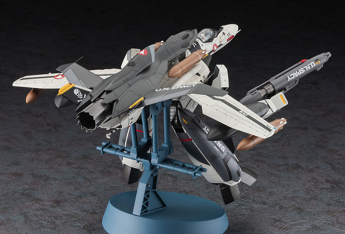 Hasegawa 65889 1:72 Macross Zero VF-0S Gerwalk with Ghost Plastic Model Kit