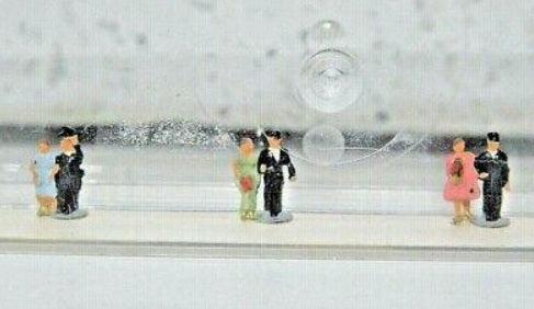Merten Z 967 Z Scale Wedding Party Couples Figures (Set of 3)