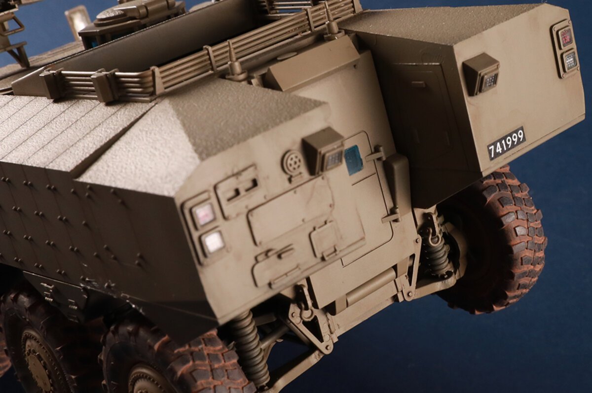 Hobby Boss 84509 1:35 IDF Eitan Wheeled APC Armored Plastic Model Kit