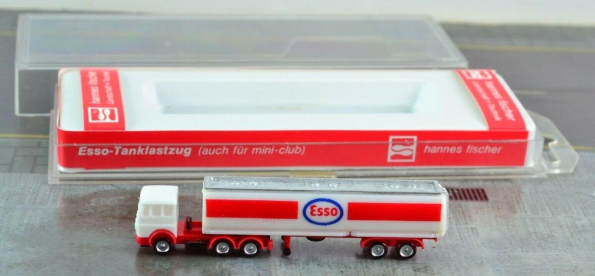 Hannes Fisher 814 Z Scale ESSO Tanker Truck