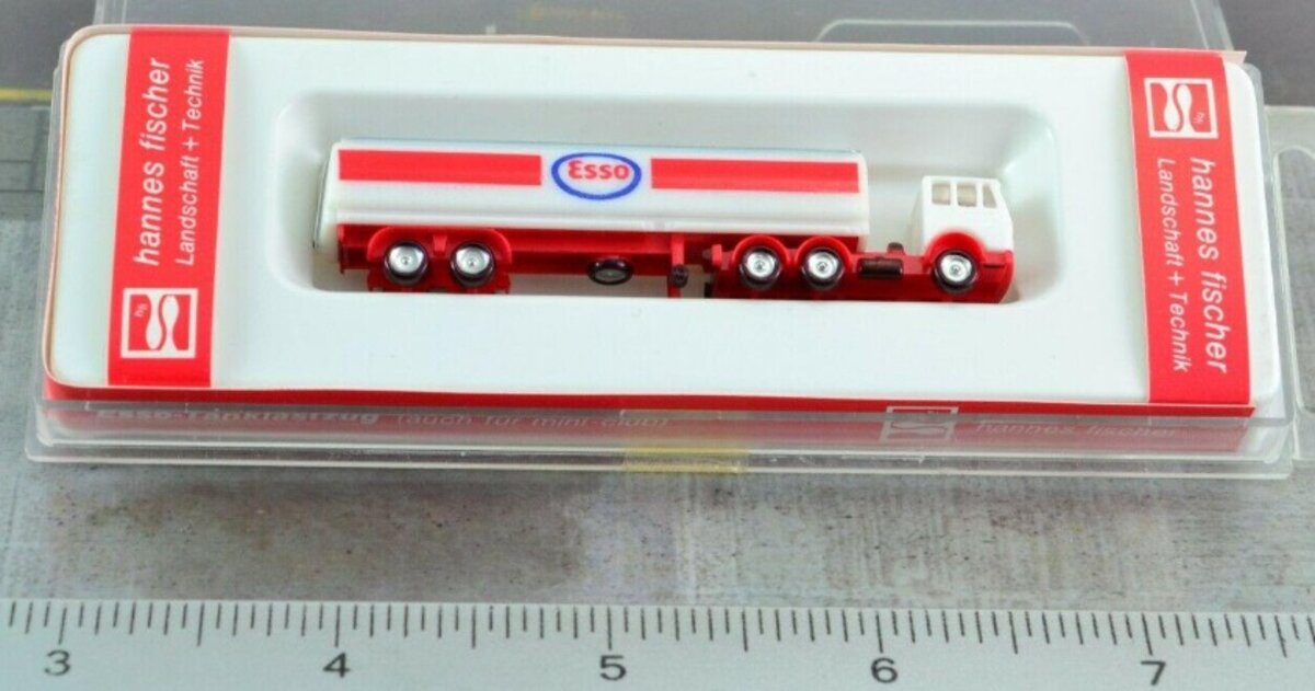 Hannes Fisher 814 Z Scale ESSO Tanker Truck