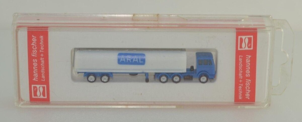 Hannes Fisher 811 Z Scale ARAL Tanker Truck Mini-Club