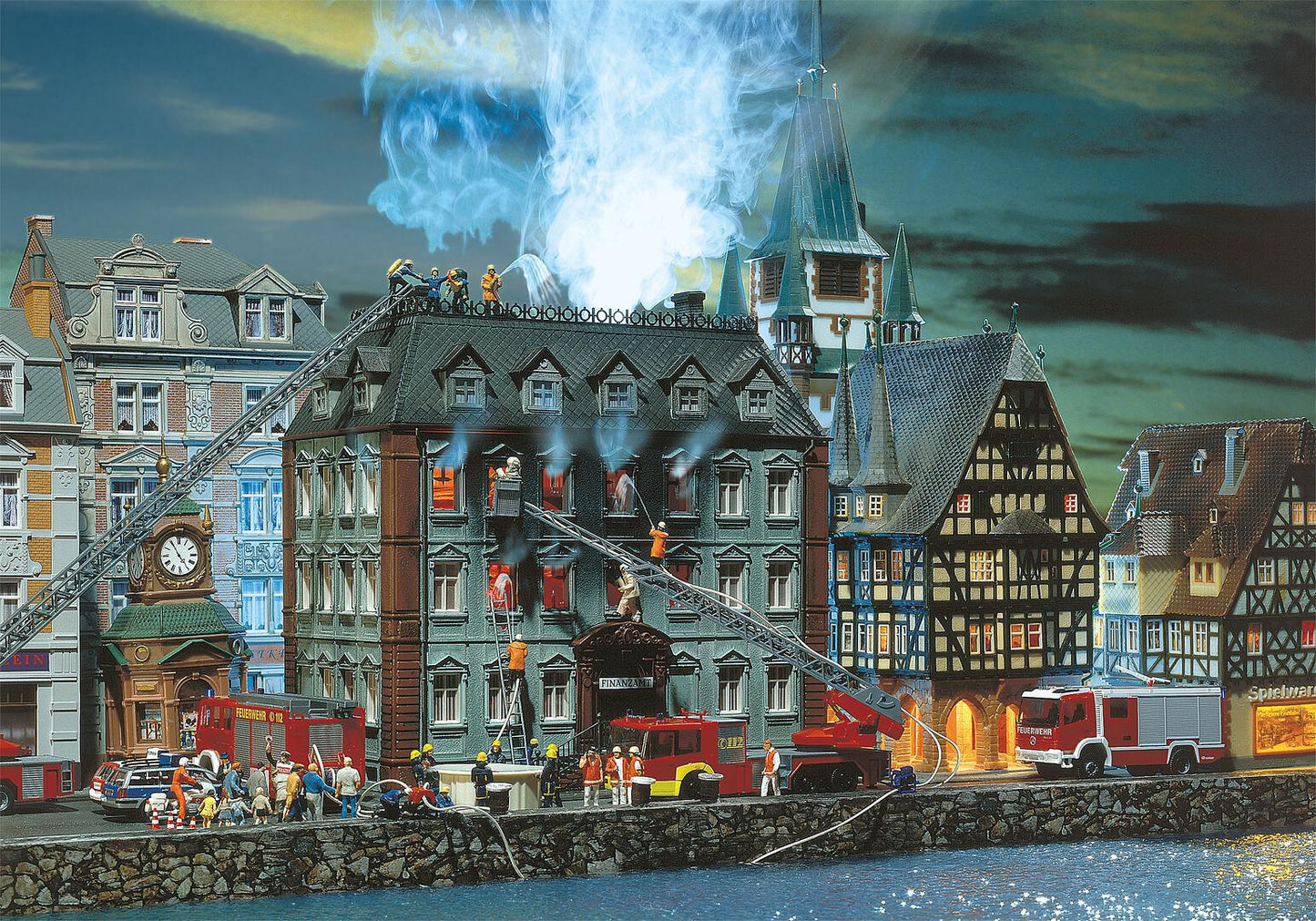 Faller 231721 N Burning Tax Office Building Kit