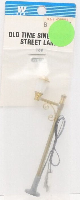 Walthers 933-1022 OT Single Arm Street Lamp