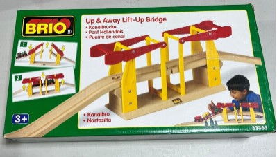 Brio 33363 Wooden & Plastic Up & Away Lift-Up Bridge Accessory Set