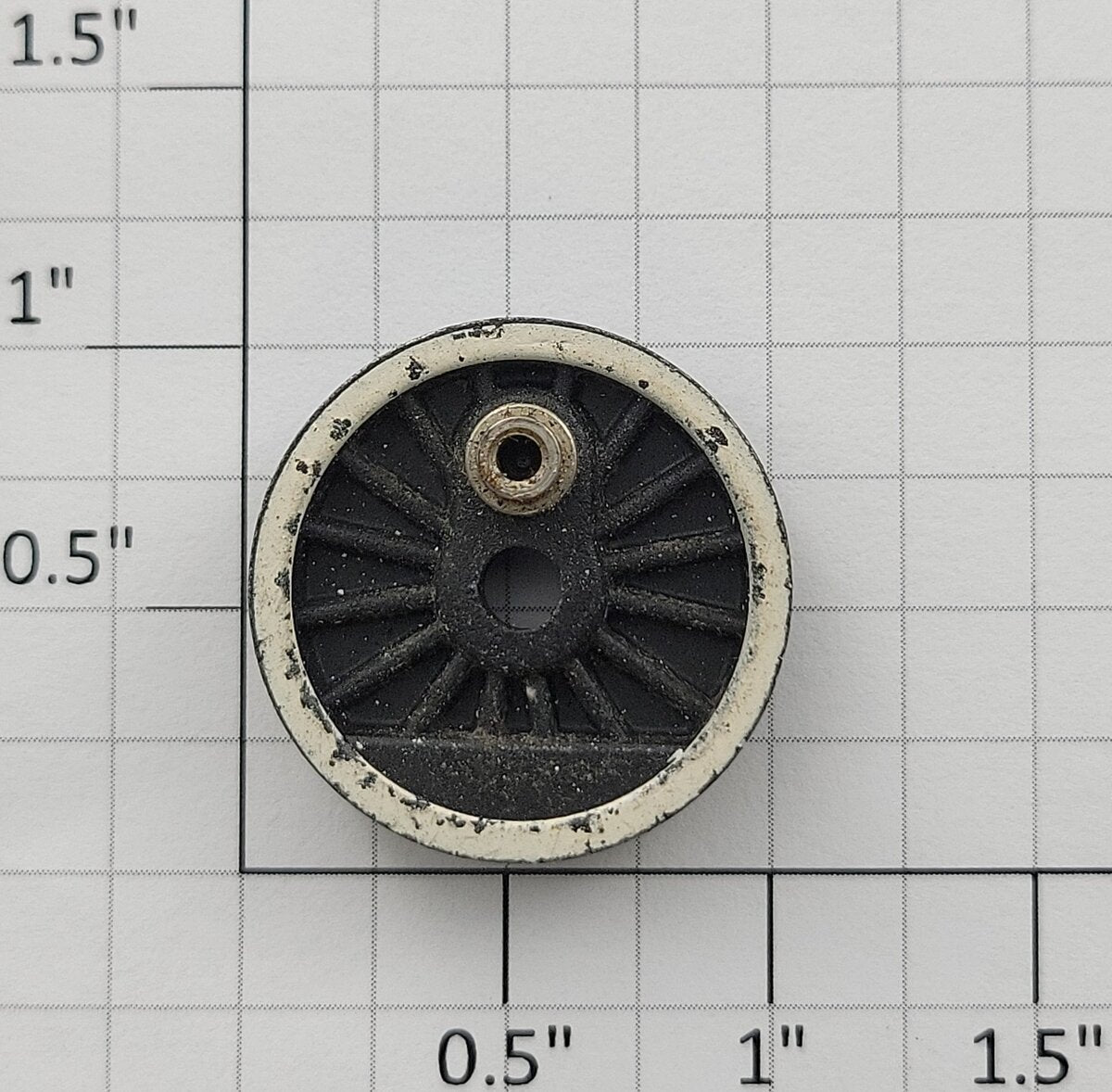 Lionel 681-23 Steam Turbine Center Wheel with Raised Counterweight