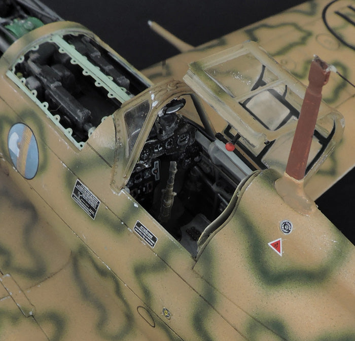 Italeri 2519 1:32 Macchi MC.205 Veltro Fighter Aircraft Plastic Model Kit