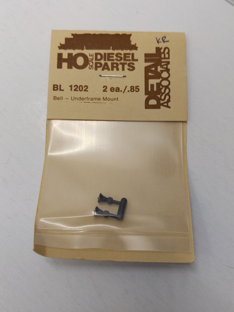 Detail Associates BL1202 HO Scale Bell Underframe Mount (Pack of 2)