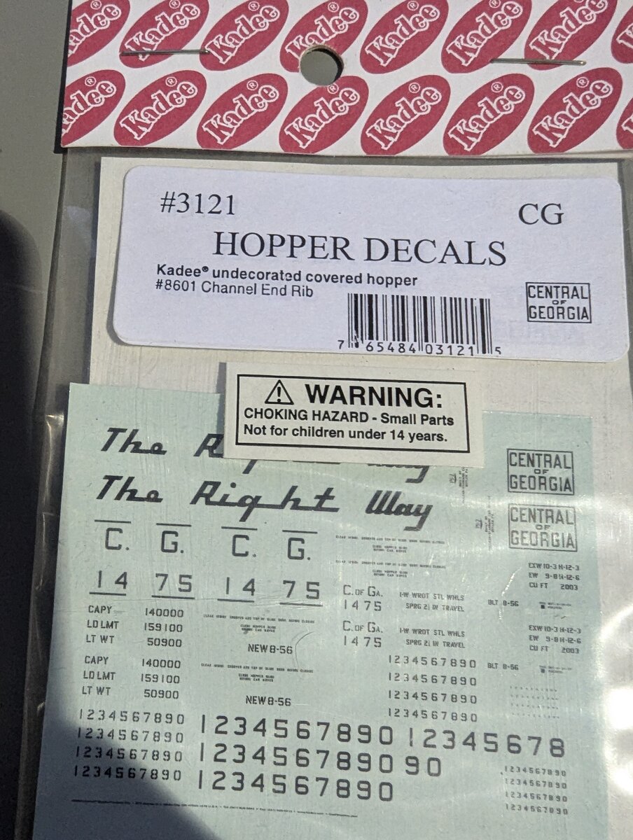 Kadee 3121 HO Undecorated Covered Hopper Central of Georgia Black Decals