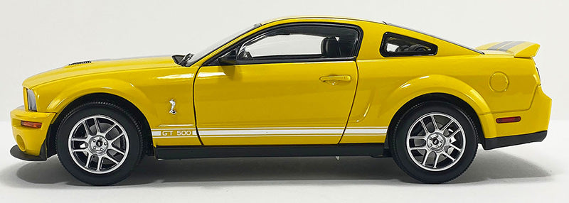Acme SC18005 1:18 Yellow 2007 Ford Mustang Shelby GT500 Car Diecast Model
