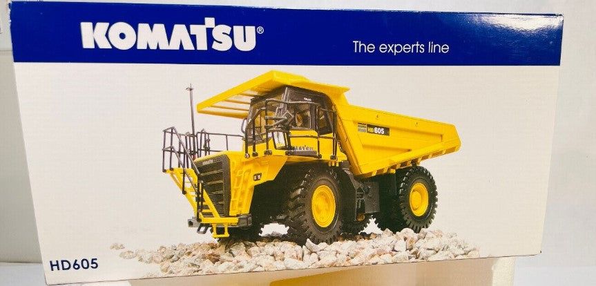 Universal Hobbies UH 8009U 1:50 Die Cast Komatsu HD605 Haul Dump Truck