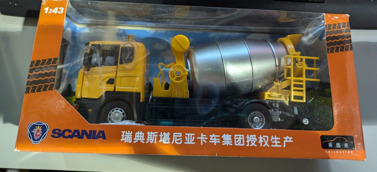 Scania 6621 1:43 Die Cast Yellow, Silver, & Black Cement Mixer Truck