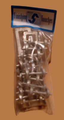Finishing Touches 675-000714 HO Wheel Cradle with Wheels