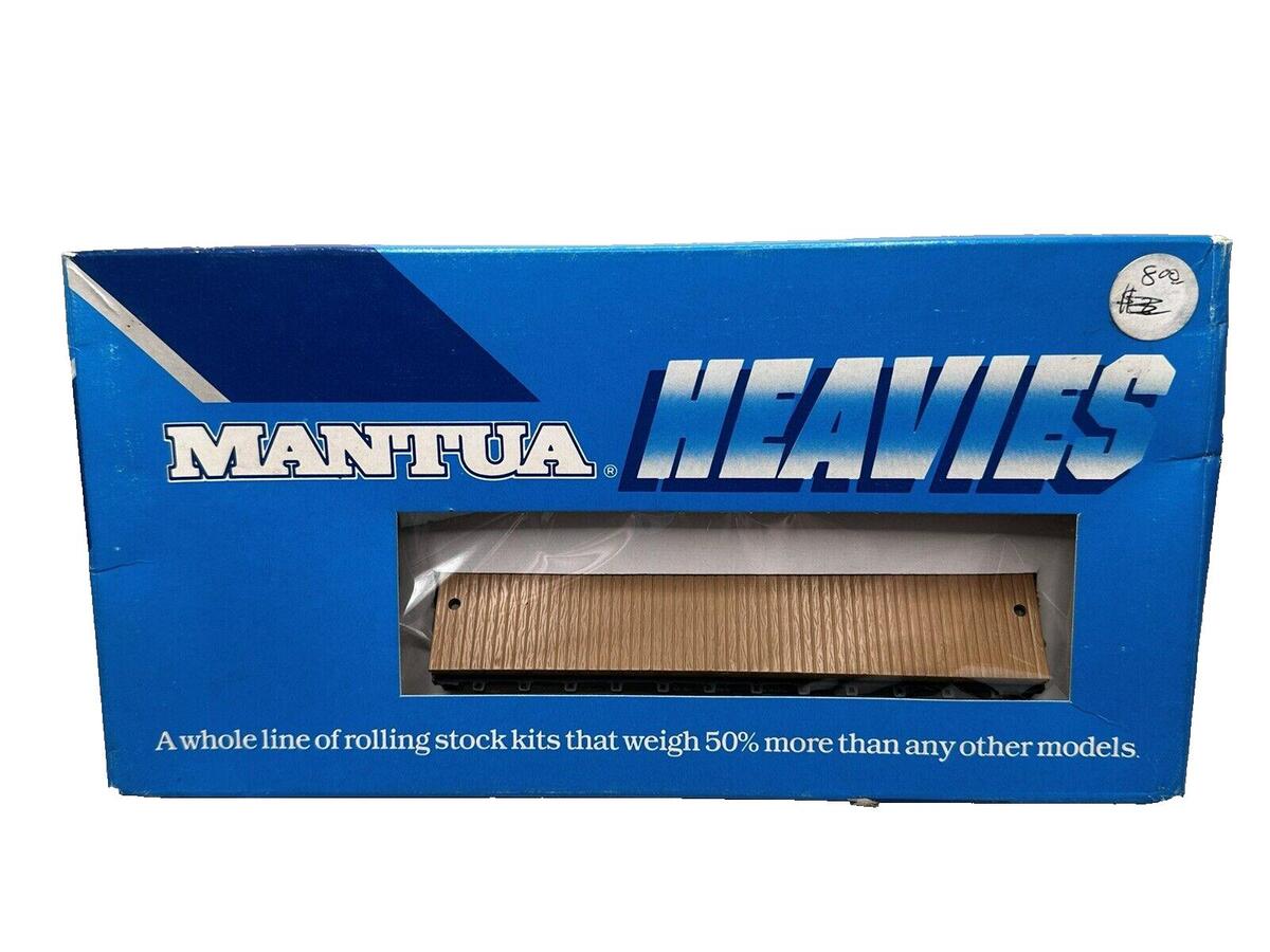 Mantua 728-128 HO Flat w/ Stakes Kit - Military