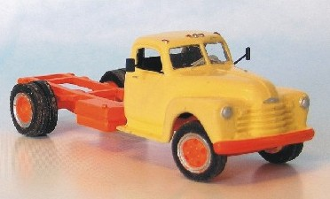 Sylvan Scale Models V-079 HO 1948-1953 Chevrolet Tractor Cab Resin Kit