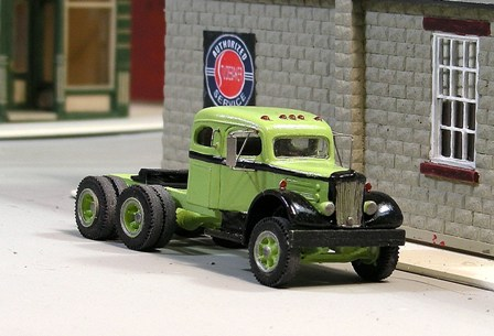 Sylvan Scale Models V-156 HO White Super Power Sleeper Cab Tractor Resin Kit