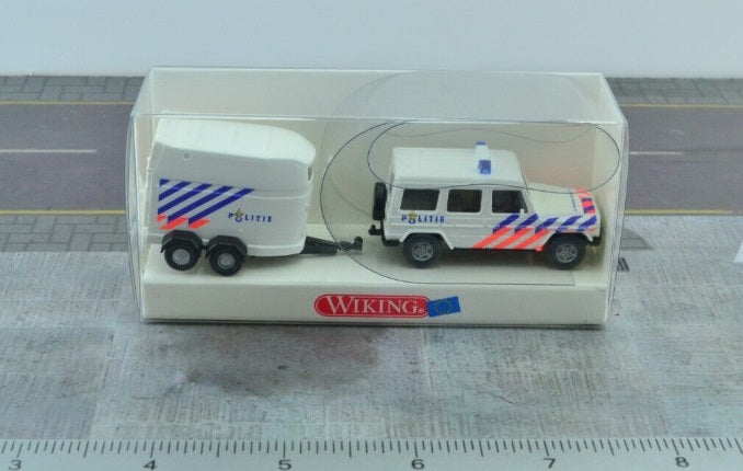 Wiking 06602 1:87 Scale Netherlands Police SUV w/ Horse Trailer