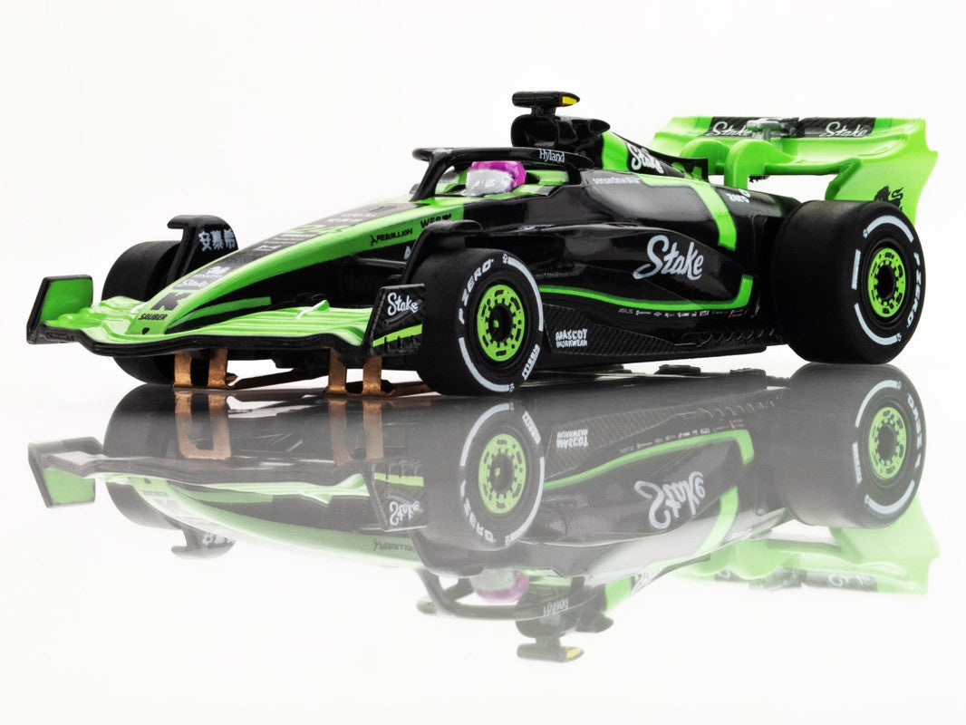 AFX 22092 HO Mega G+ Sauber F1 #24 C44 Stake FY Slot Car