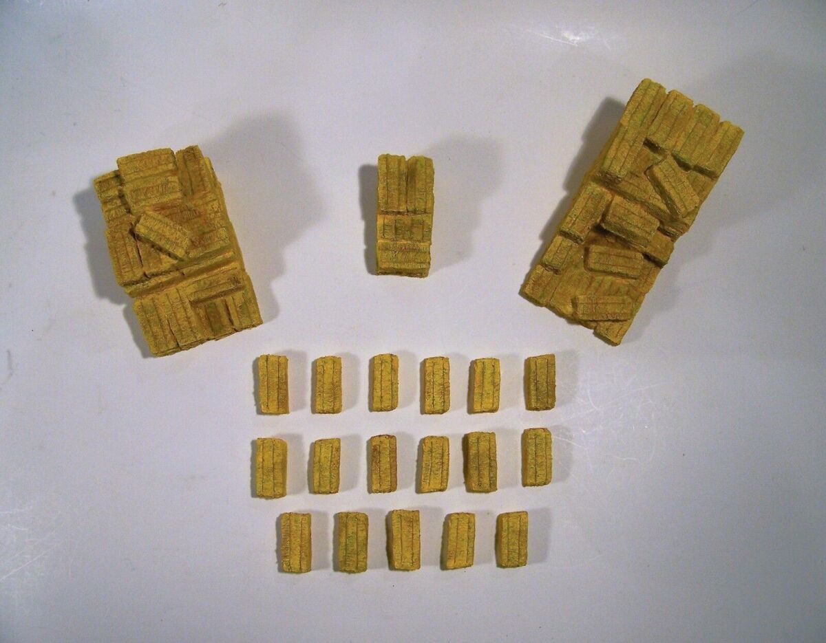 Stoney Mountain SMC-451 O Scale Hay Stack & Bale Set (20 Pieces)