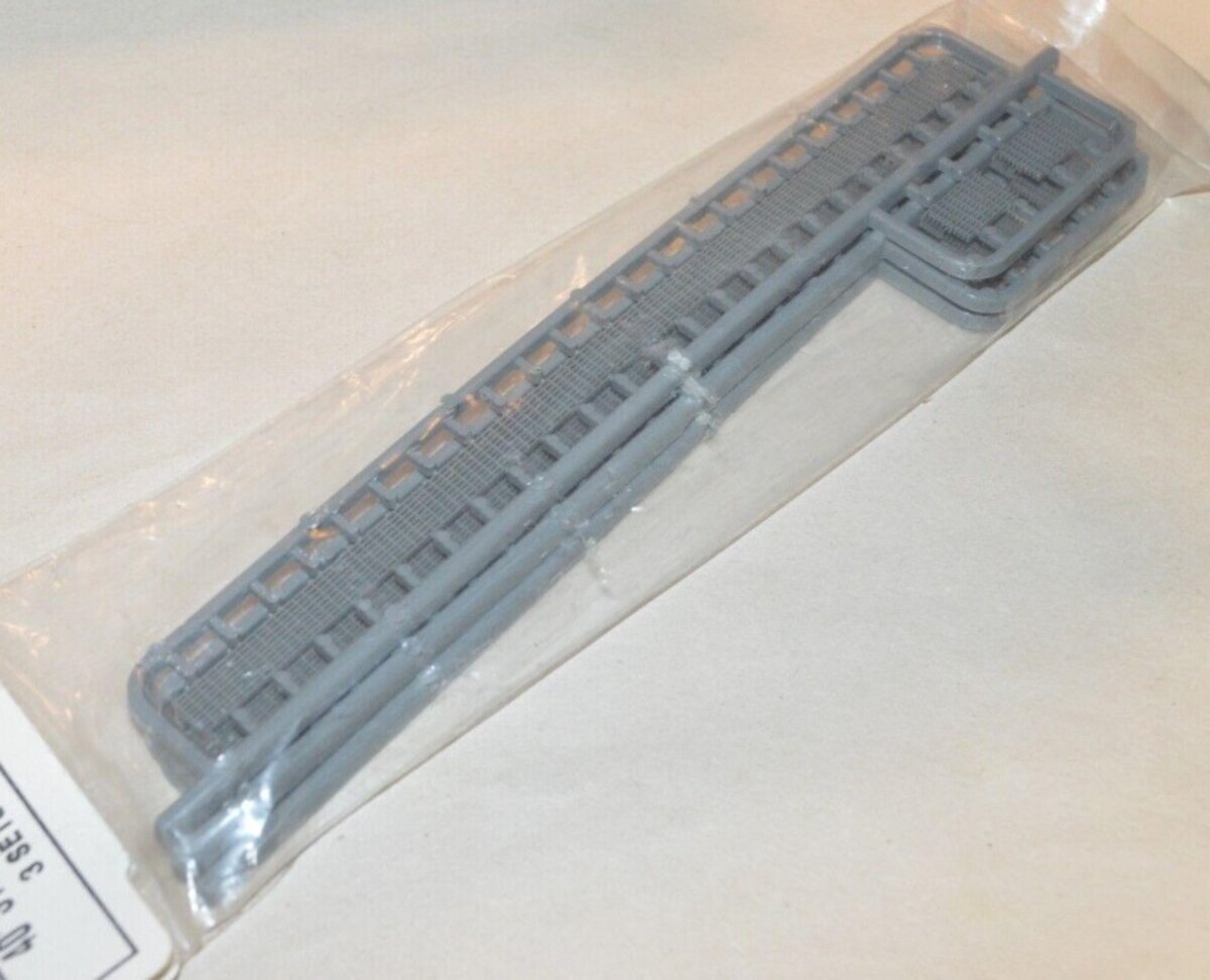 Tichy 1016 HO Scale 40' Steel Roof Walk