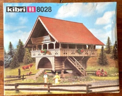 Kibri 8028 HO European Farm Chalet 10.5 x 10.5 x 11 cm Building Kit