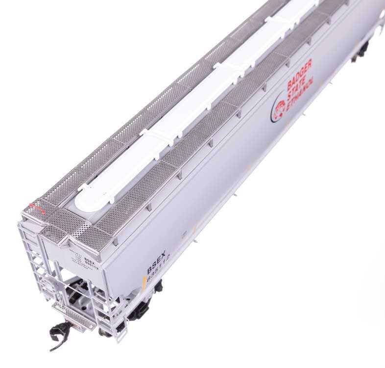 Walthers 920-110314 HO BSEX 67' Trinity 6351 4-Bay Covered Hopper RTR #635112