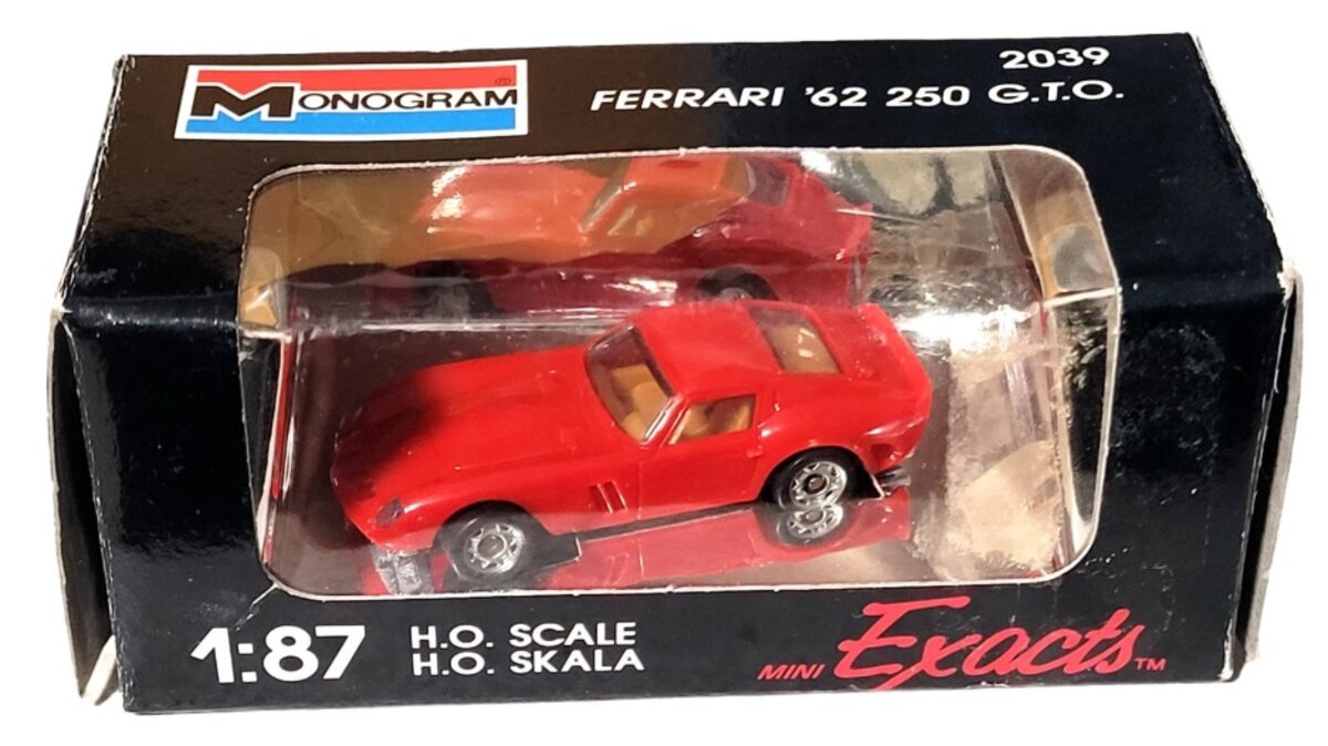 Monogram 2039 HO Scale Mini Exacts Red Ferrari 1962 250 GTO Car