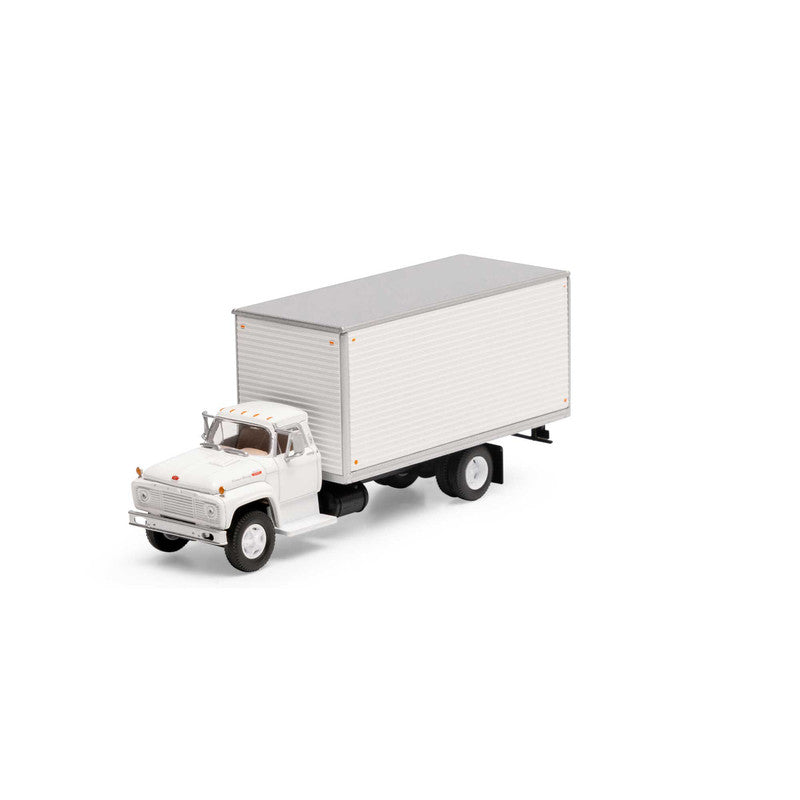Athearn 10058 HO White Ford F850 Box Van
