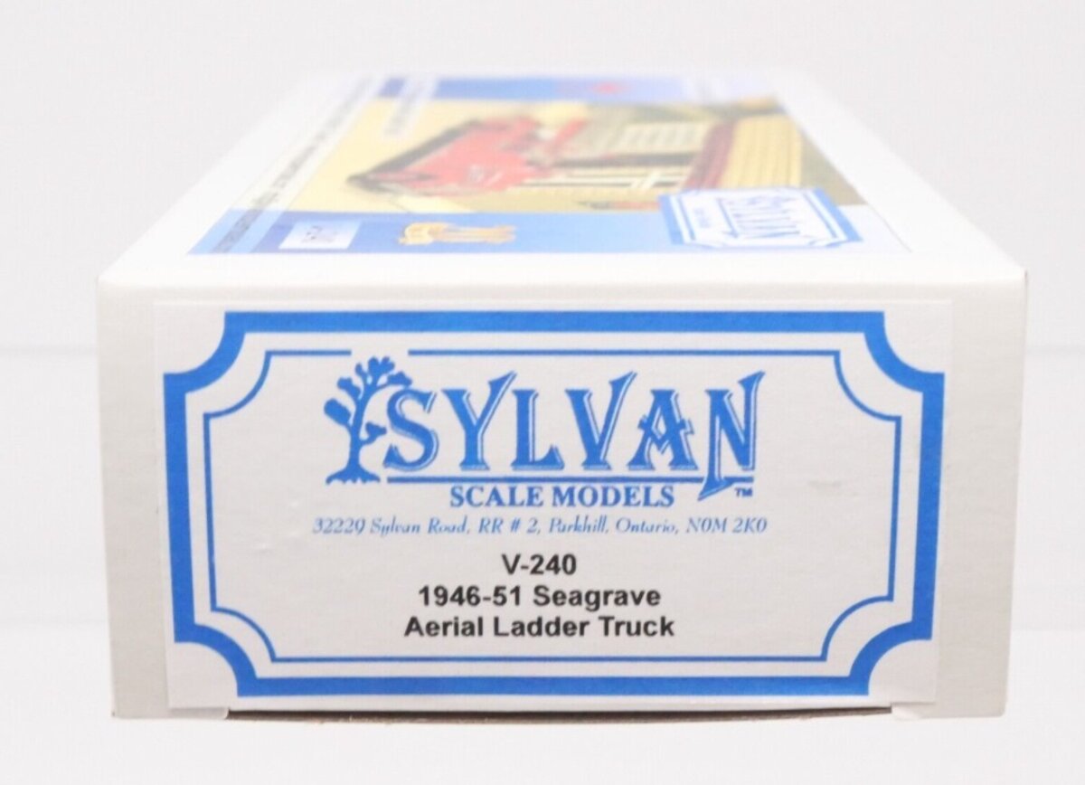 Sylvan Scale Models V-240 HO 1946-51 Seagrave Aerial Ladder Fire Truck Kit