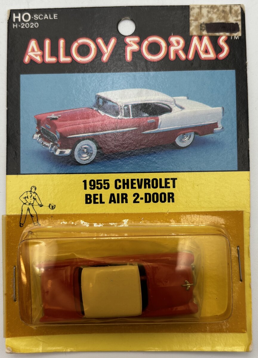 Alloy Forms H-2020 HO Scale Red & White 1955 Chevrolet Bel Air 2 Door Diecast
