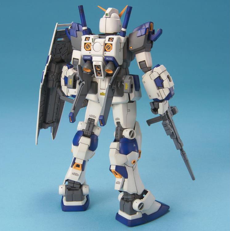 Bandai 1120466 1:100 Master Grade Gundam RX-78-4 Plastic Model Kit
