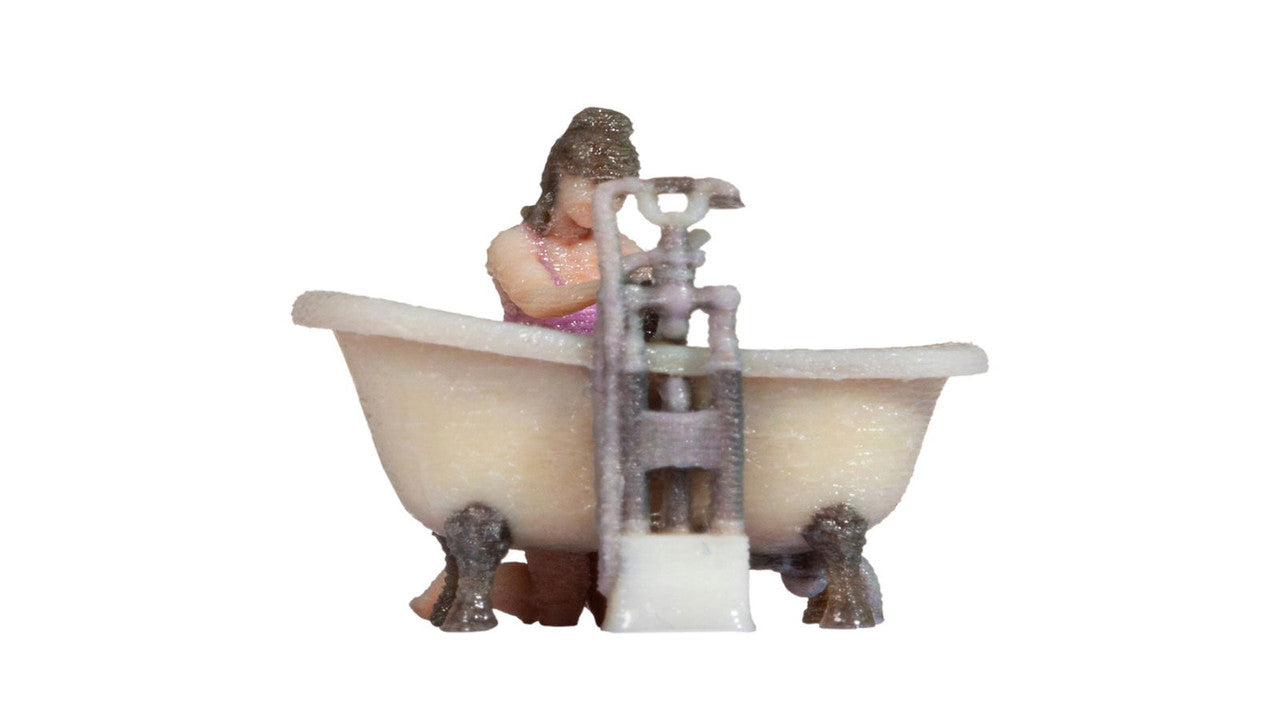 Noch 10421 HO Woman Bathing Child Color 3D Print Figure