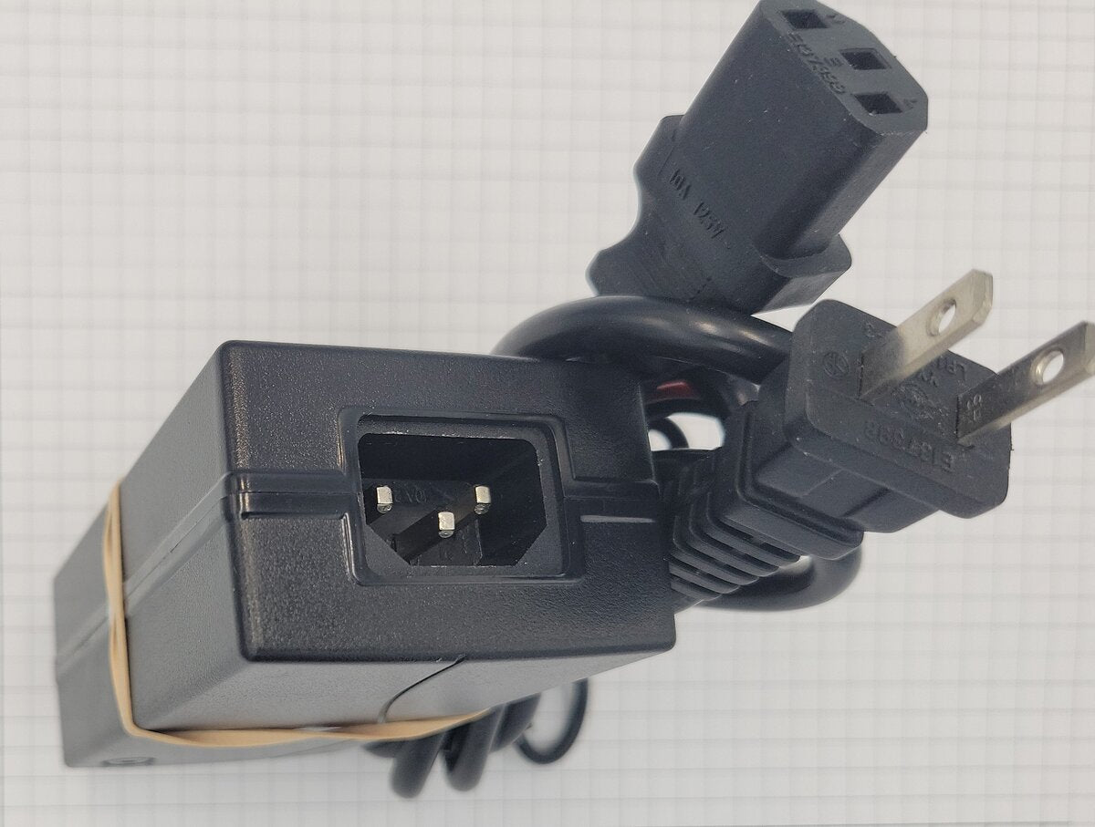 Digitrax PS514 Universal Switchable 12-24VDC @ 4-2.9A Max Output Power Supply