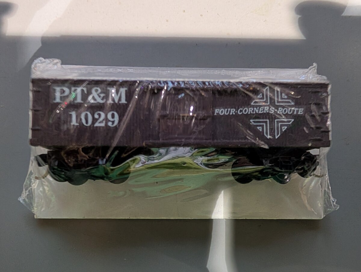 Micro-Trains 1029 N Scale PT & M Four Corners Route Freight Car